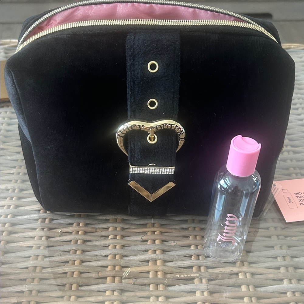 Juicy Couture Black Velvet Cosmetic Case with Gold Accent - Picture 4 of 5